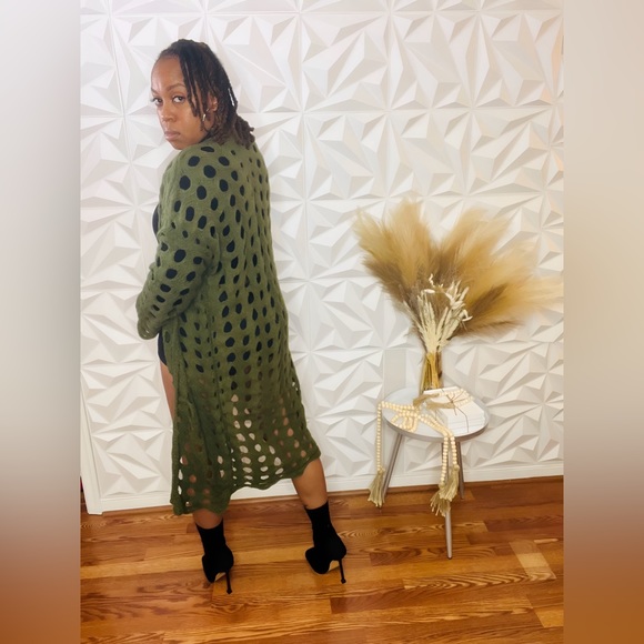 Pressed Hollow Open Flared Cardigan - Olive - Picture 2 of 4